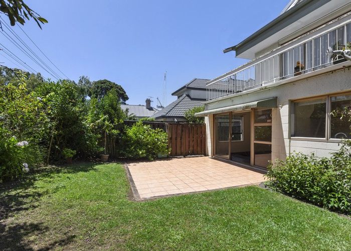  at 1/18 Armadale Road, Remuera, Auckland