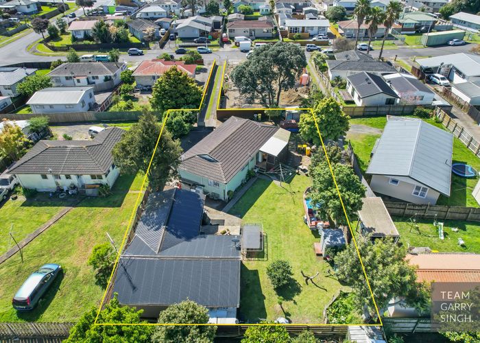  at 7 Garth Place, Manurewa, Auckland