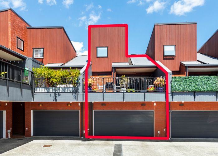  at 82 Hobsonville Point Road, Hobsonville, Waitakere City, Auckland