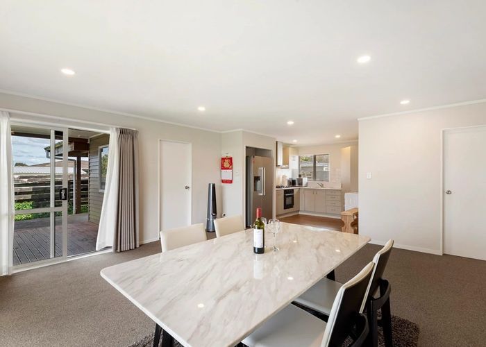  at 6A Stella Place, Manurewa, Auckland