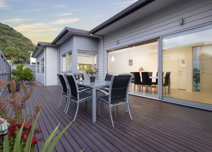  at 21 Lakeview Quay, Pyes Pa, Tauranga