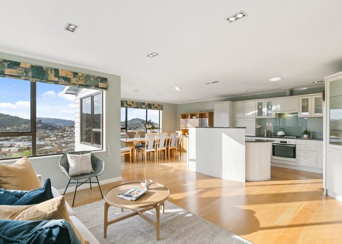  at 10 Kate Way, Karori, Wellington, Wellington