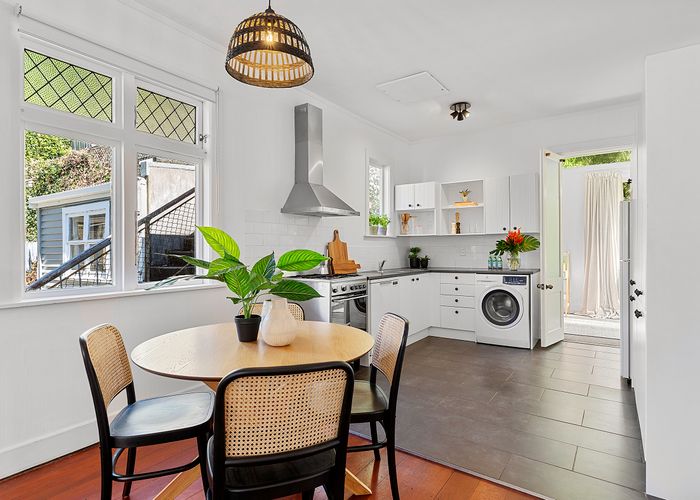  at 9 Adams Terrace, Aro Valley, Wellington