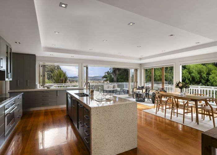  at 15 Summit Drive, Mount Albert, Auckland