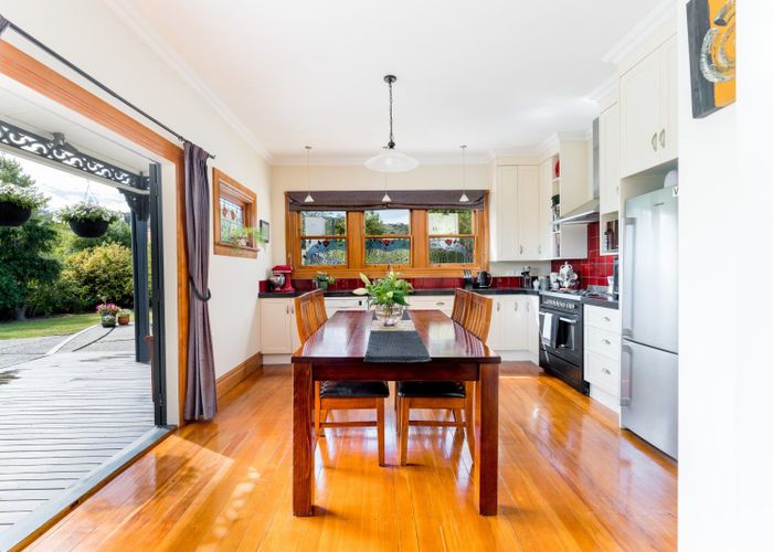  at 51 Chatham Street, Waihola