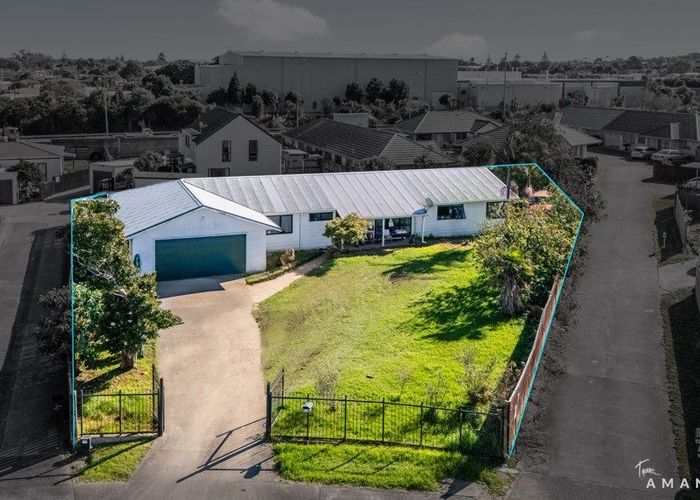  at 17 Solveig Place, Randwick Park, Manukau City, Auckland