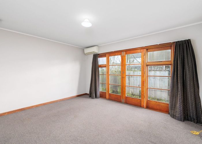  at 1/27 Devonport Lane, Merivale, Christchurch City, Canterbury