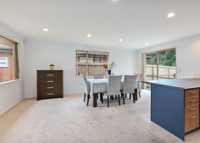  at 32 Lomas Way, Albany, North Shore City, Auckland