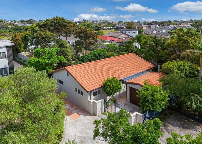  at 2B Evan Street, Belmont, North Shore City, Auckland