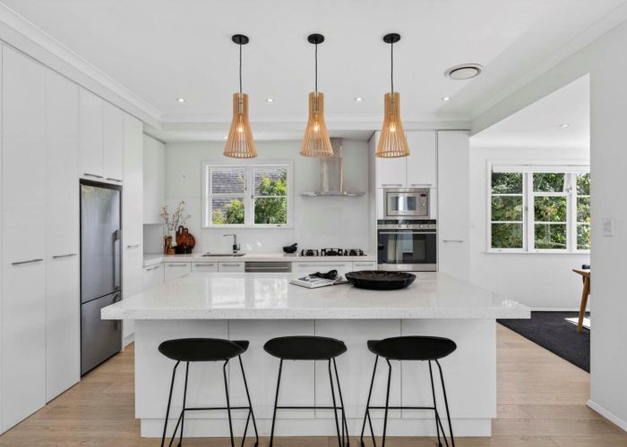  at 8 Robley Crescent, Glendowie, Auckland City, Auckland