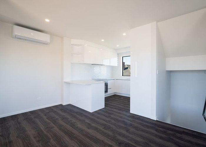  at 3153 Great North Road, New Lynn, Waitakere City, Auckland