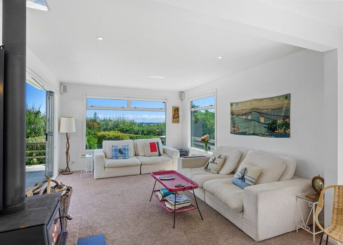  at 1 Rodney Avenue, Te Horo, Kapiti Coast, Wellington