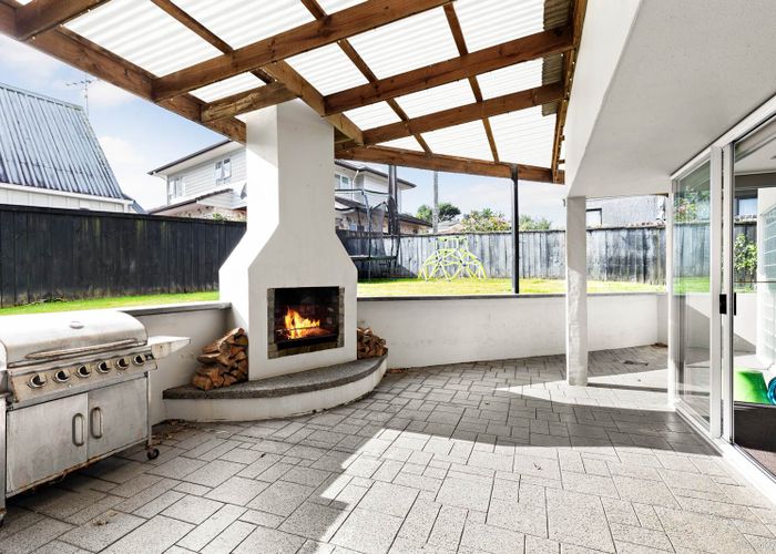  at 8A Oteha Valley Road, Northcross, Auckland