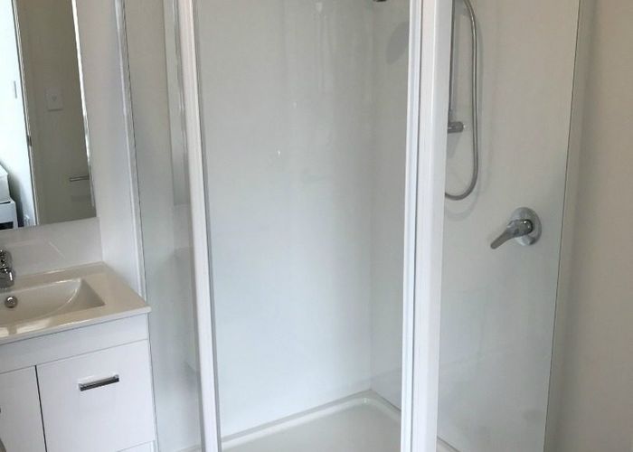  at 3/47 Cameron Road (Room B), Hillcrest, Hamilton, Waikato