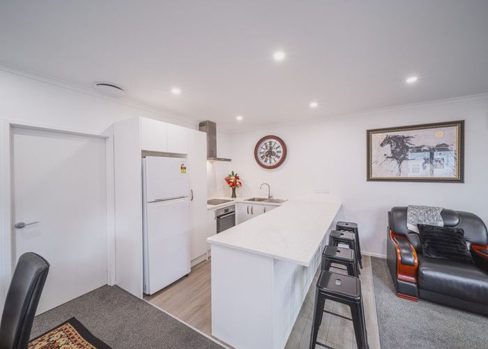 at 4/102 Howell Avenue, Riverlea, Hamilton, Waikato