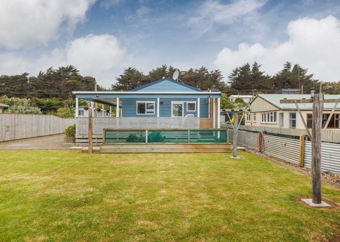  at 173 Kahukura Avenue, Waitarere Beach, Levin