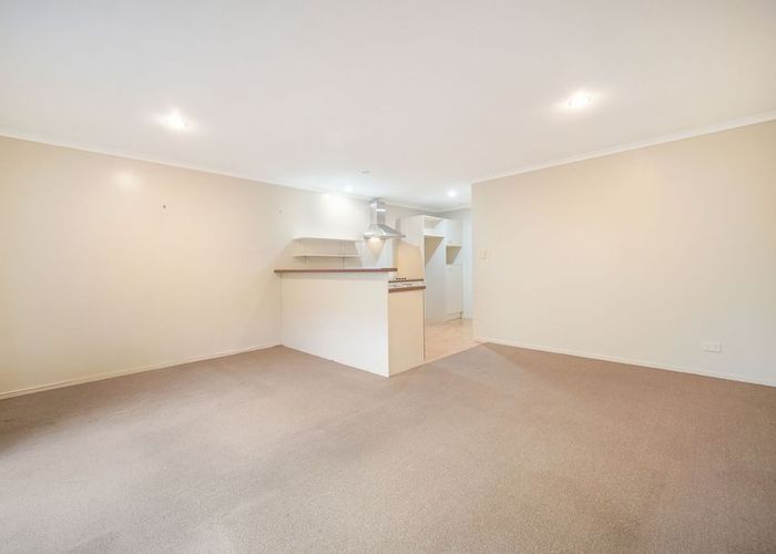  at 2/17 Harbour View Road, Te Atatu Peninsula, Waitakere City, Auckland