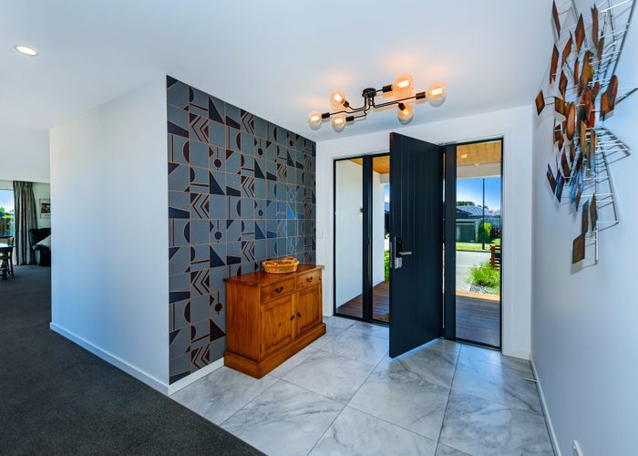  at 60 Oaks Drive, Lincoln, Lincoln