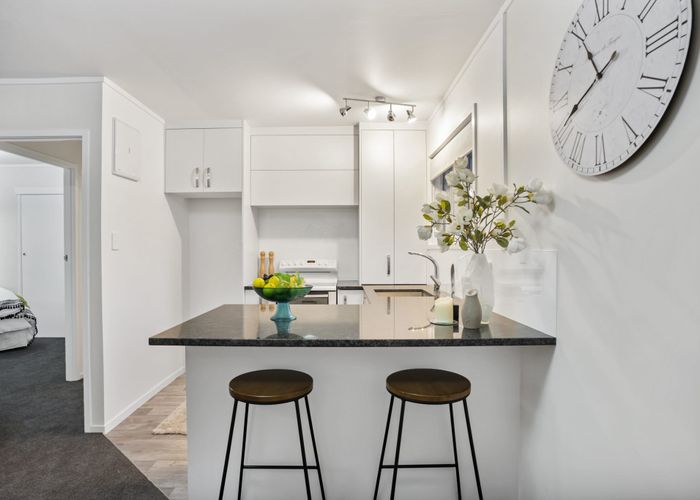  at 8/53 Grange Road, Mount Eden, Auckland City, Auckland