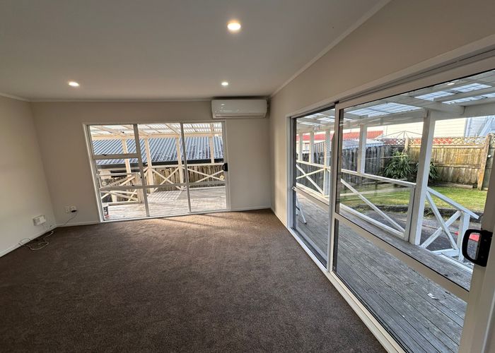  at 4b Kimdale Place, Totara Heights, Manukau City, Auckland