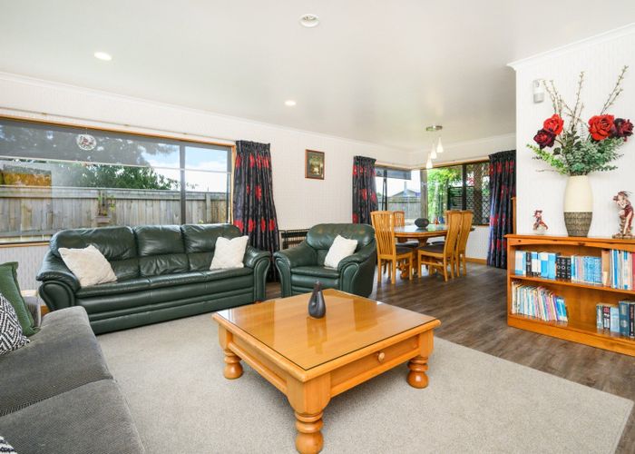  at 1 Rose Place, Awapuni, Palmerston North