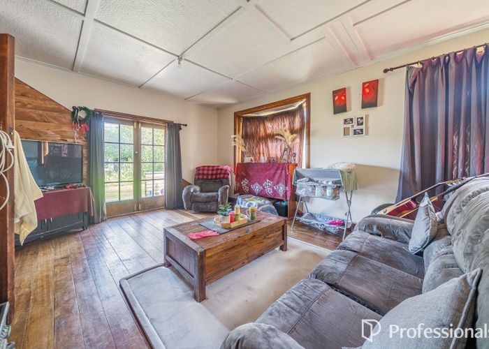  at 120 Upper Fitzherbert Road, Wainuiomata, Lower Hutt, Wellington