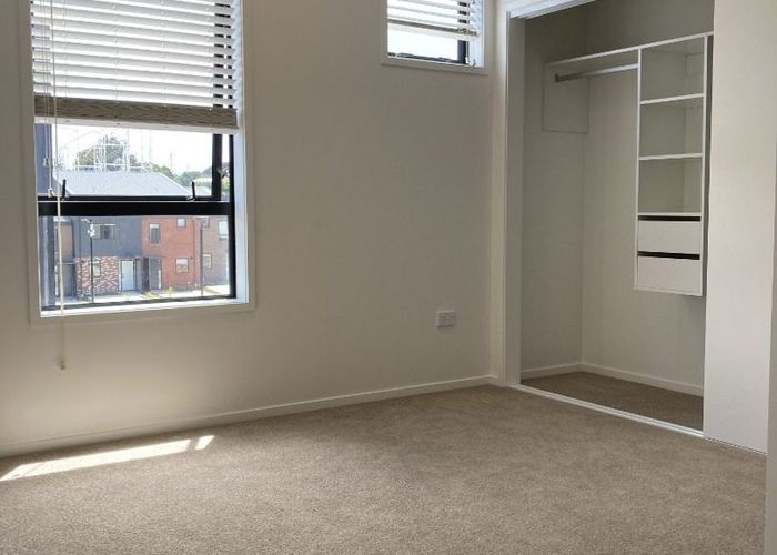  at 14 Tuhono Street, Manukau, Manukau City, Auckland