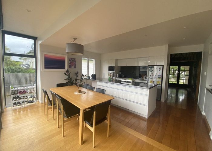  at 9 Trafalgar Street, Waiwhetu, Lower Hutt