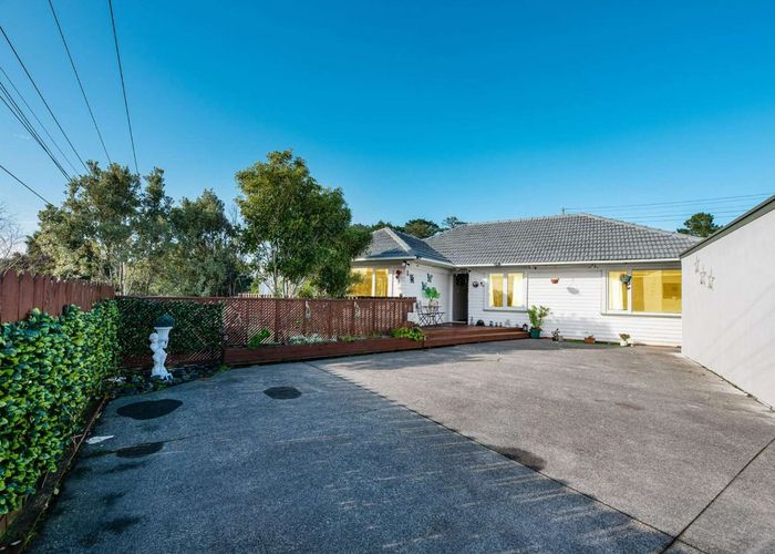  at 58 Seymour Road, Sunnyvale, Waitakere City, Auckland