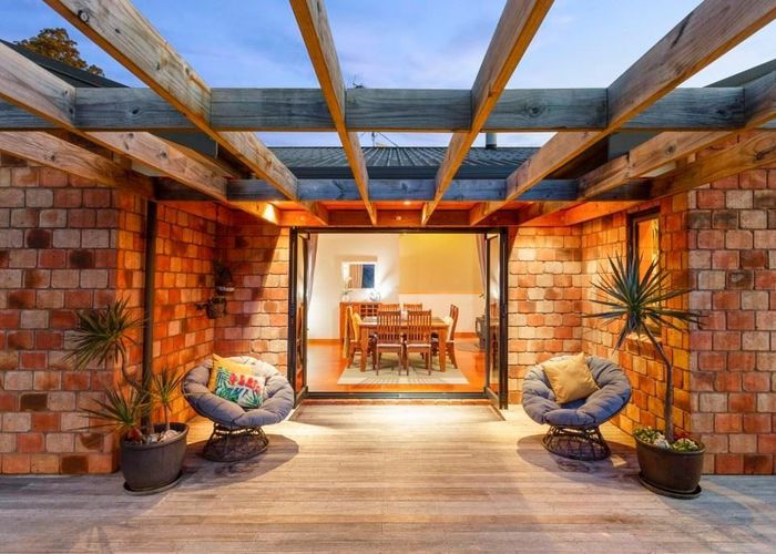  at 1489 Weranui Road, Silverdale