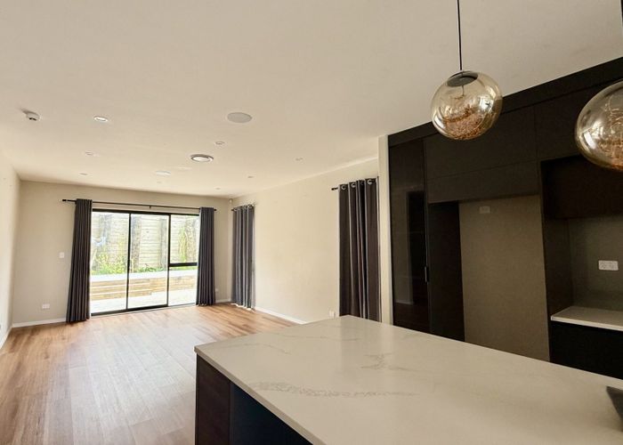  at 34 Grand Ridge Ave, Flat Bush, Manukau City, Auckland