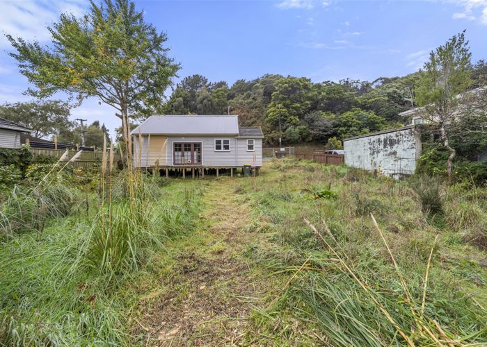  at 10 Coast Road, Wainuiomata, Lower Hutt