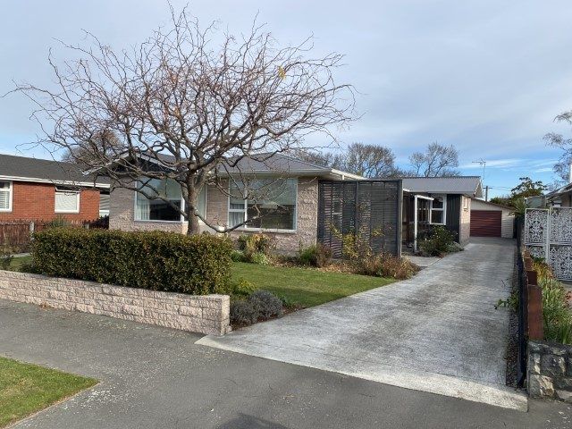  at 6 Dulles Place, Papanui, Christchurch