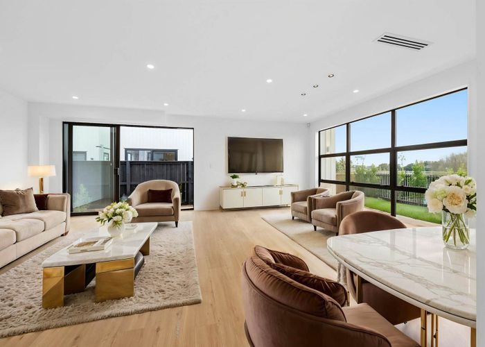 at 2 Murray Grey Lane, Karaka, Franklin, Auckland