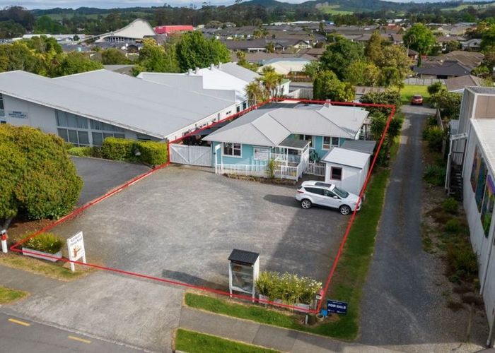  at 35 Arthur Hobson Avenue, Pirimai, Napier