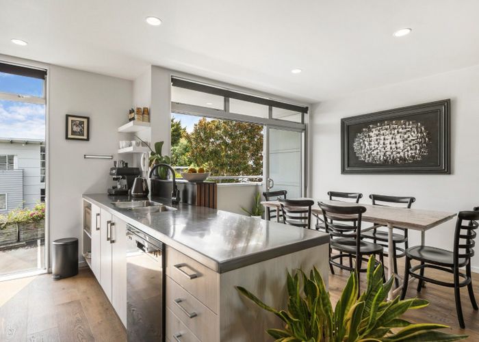  at 6/31 Byron Avenue, Takapuna, North Shore City, Auckland