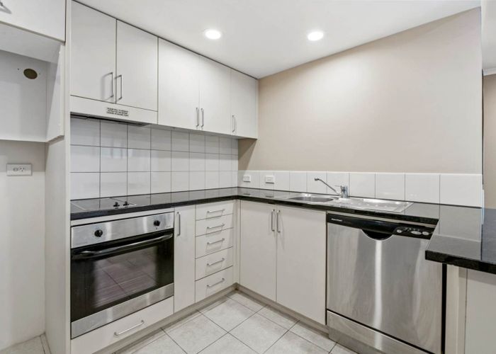  at 1008/9-17 Byron Avenue, Takapuna, North Shore City, Auckland