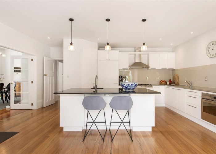  at 5 Queens Avenue, Merivale, Christchurch