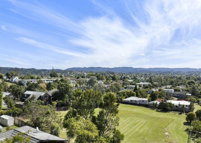  at 1 Pleasant Road, Glen Eden, Waitakere City, Auckland