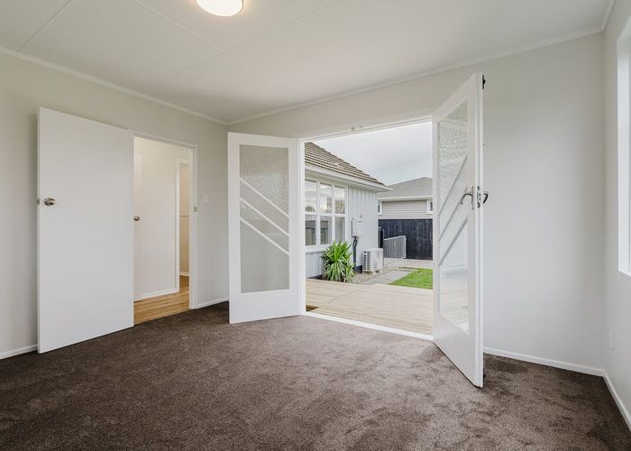  at 60 Ellesmere Crescent, Highbury, Palmerston North