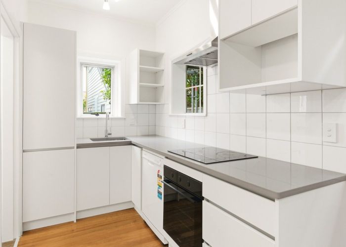  at 89 Cambridge Terrace, Waterloo, Lower Hutt, Wellington