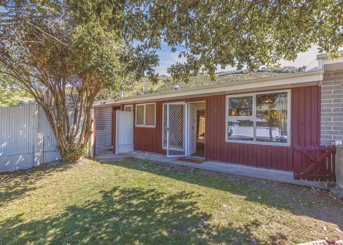  at 6 Thorpe Street, Sumner, Christchurch City, Canterbury