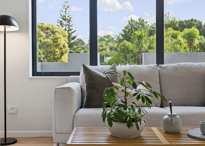  at 35 Lynden Avenue, Hillcrest, North Shore City, Auckland