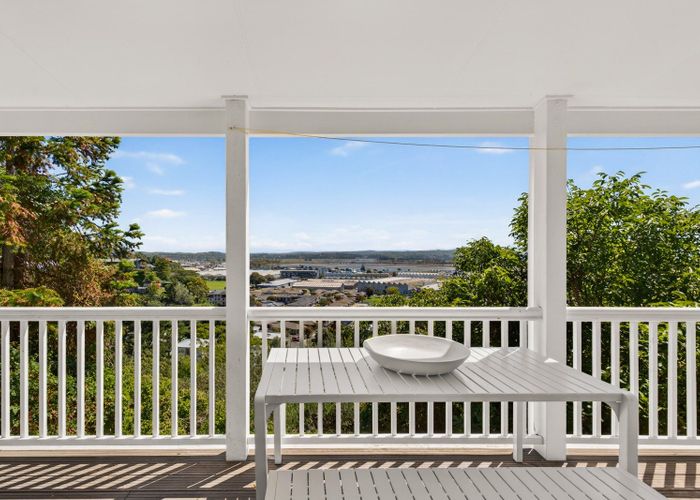  at 1 Denholm Road, Hospital Hill, Napier, Hawke's Bay