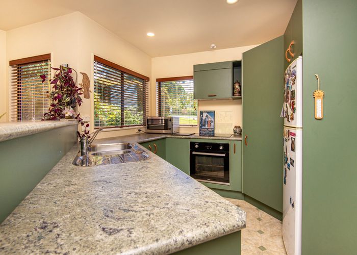  at 2A Navigation Drive, Whitby, Porirua, Wellington