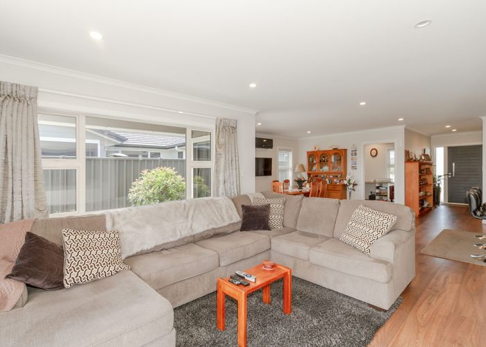  at 38 Hurunui Drive, Te Awa, Napier