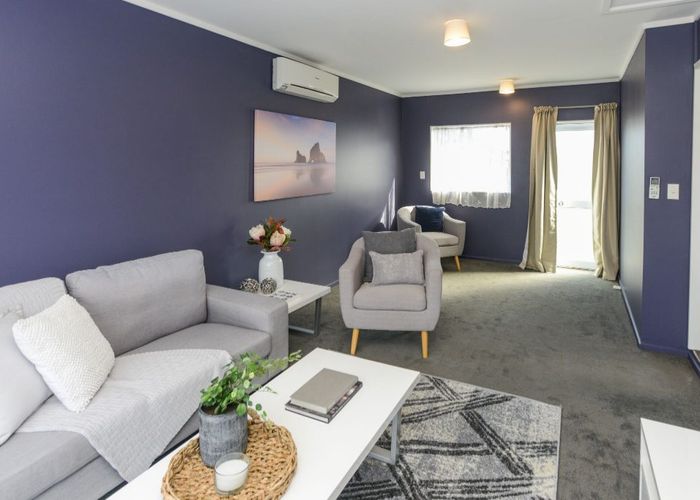  at 2/1400 Woodstock Avenue, Mayfair, Hastings, Hawke's Bay
