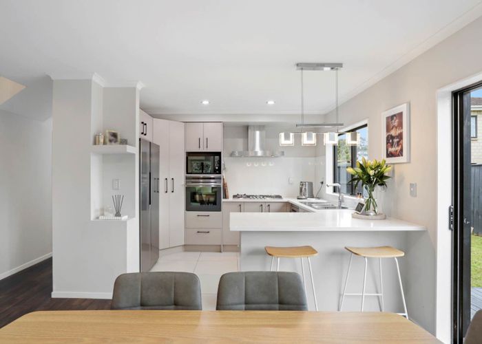  at 38 Bradnor Meadows Drive, Swanson, Auckland