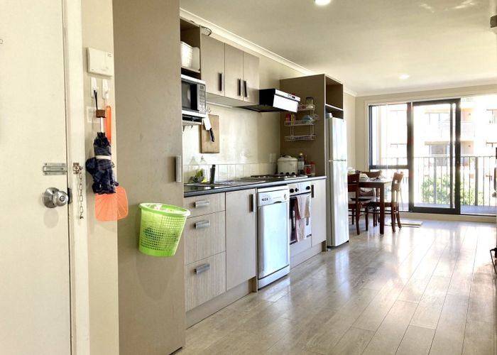  at 3A/1 Wadier Place, Henderson, Waitakere City, Auckland