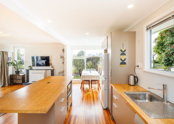  at 132 Limbrick Street, Terrace End, Palmerston North, Manawatu / Whanganui